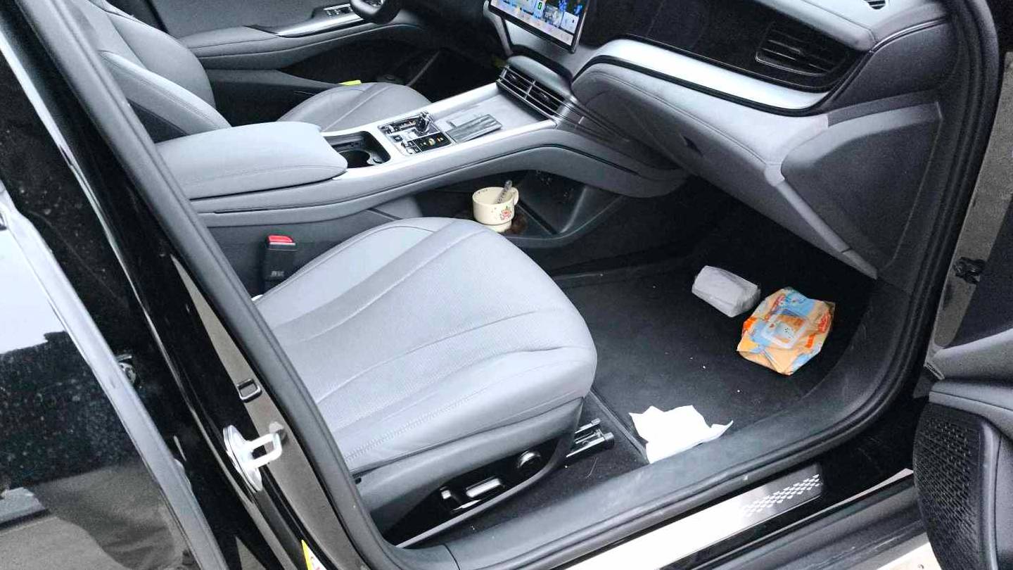 BYD 2025 Seal 07 DM-i DM-i 1.5L 125km Luxury Edition