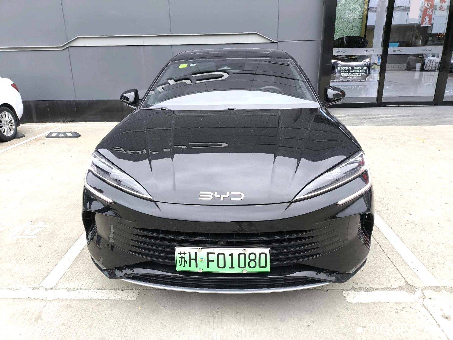 BYD 2025 Seal 07 DM-i DM-i 1.5L 125km Luxury Edition