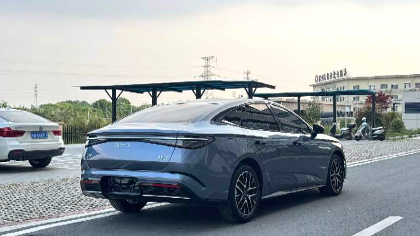 BYD 2025 Seal 07 DM-i DM-i 1.5L 125km Luxury Edition