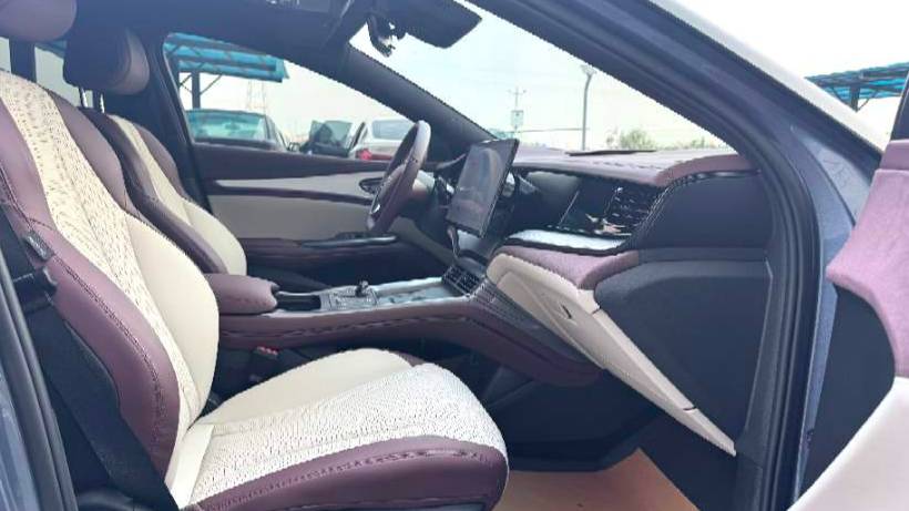 BYD 2025 Seal 07 DM-i DM-i 1.5L 125km Luxury Edition