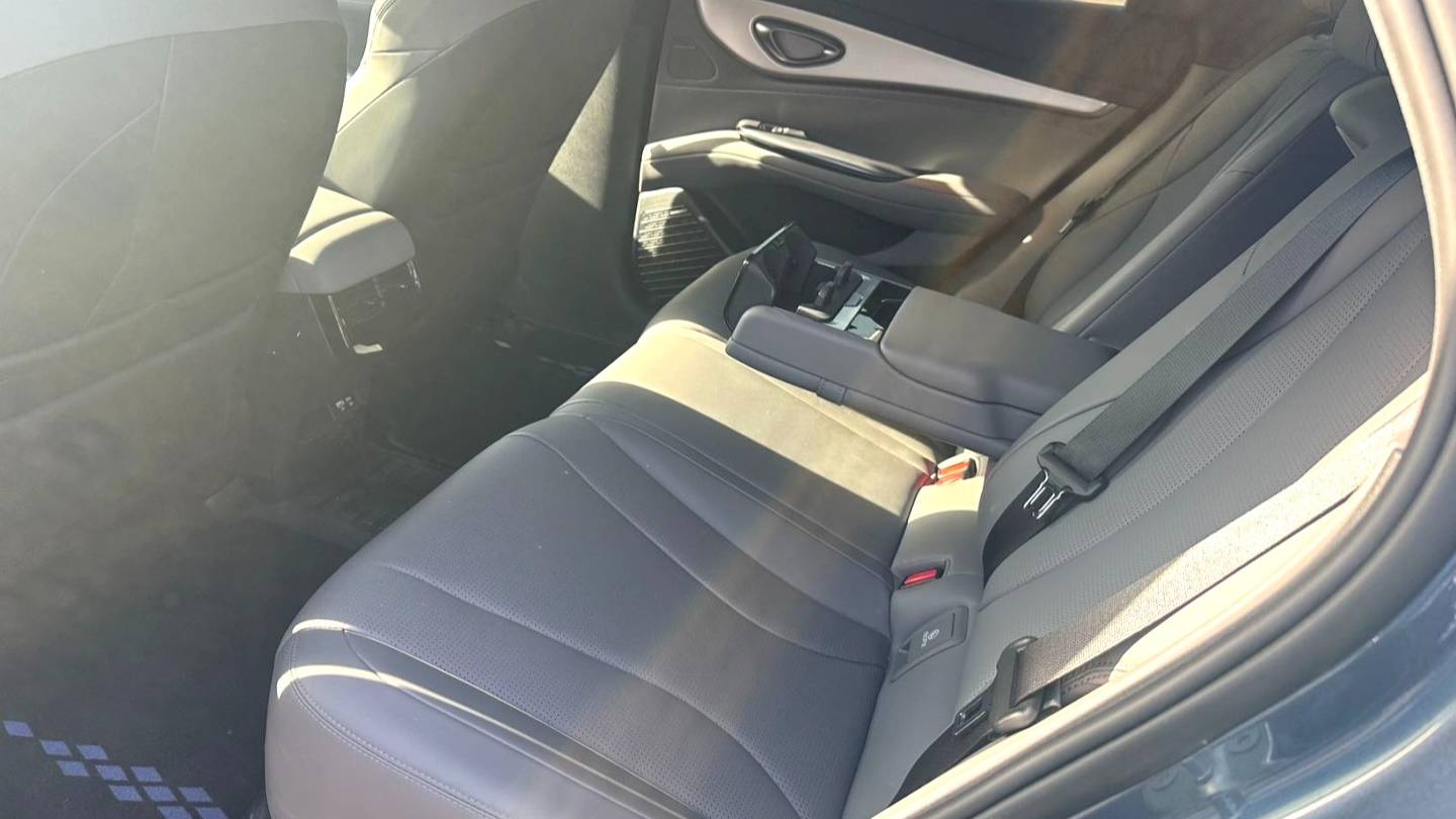 BYD 2025 Seal 07 DM-i Intelligent Driving DM-i 1.5L 125km Luxury Edition