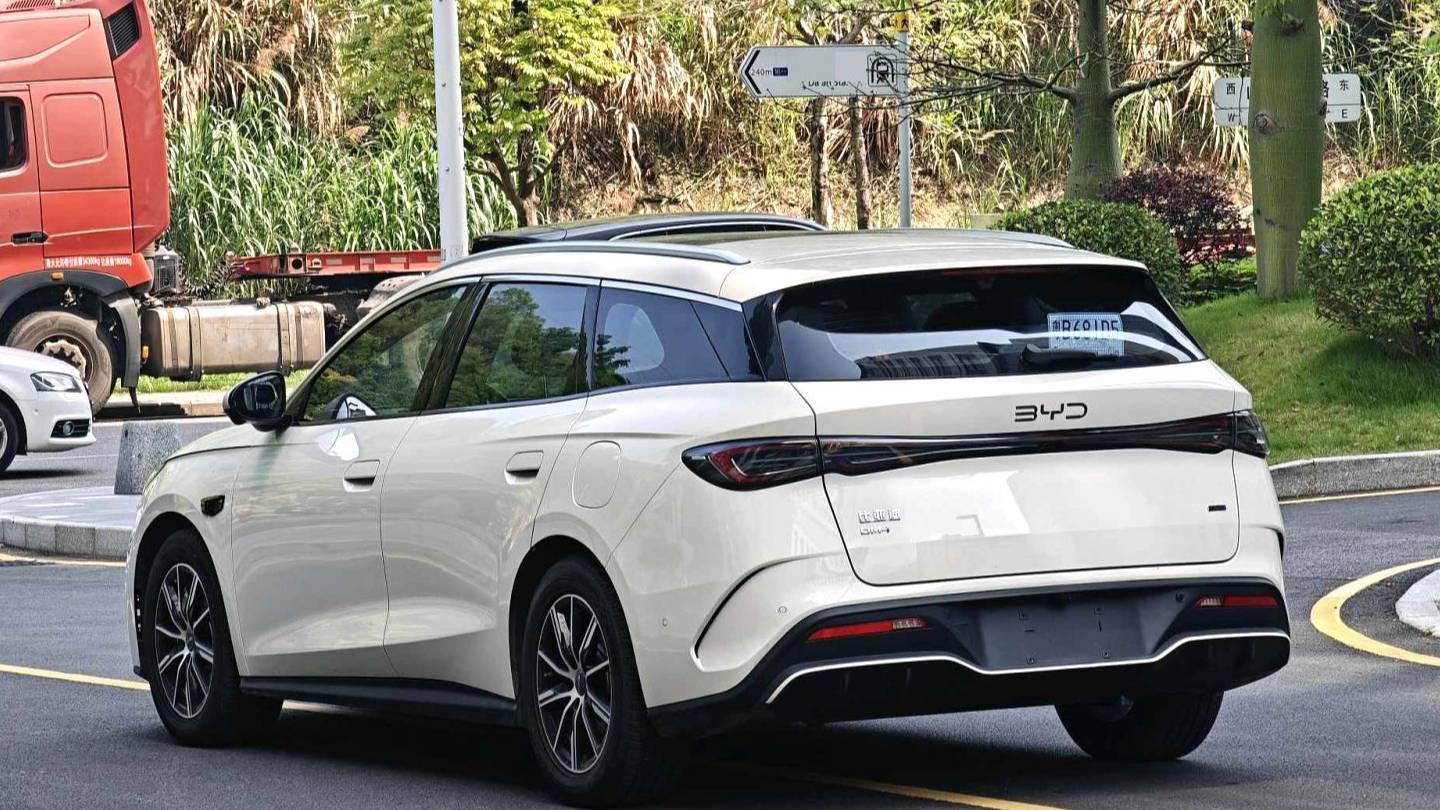 BYD 2025 Seal 06 DM-i Touring DM-i 150KM Premium Edition