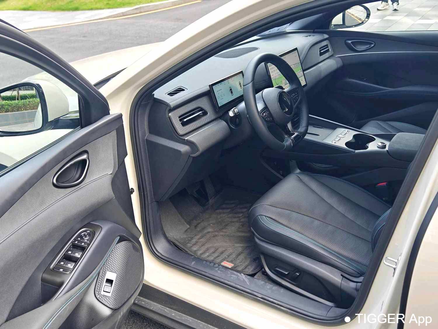 Подержанный BYD 2025 Seal 06 DM-i Touring DM-i 150KM Premium Edition
