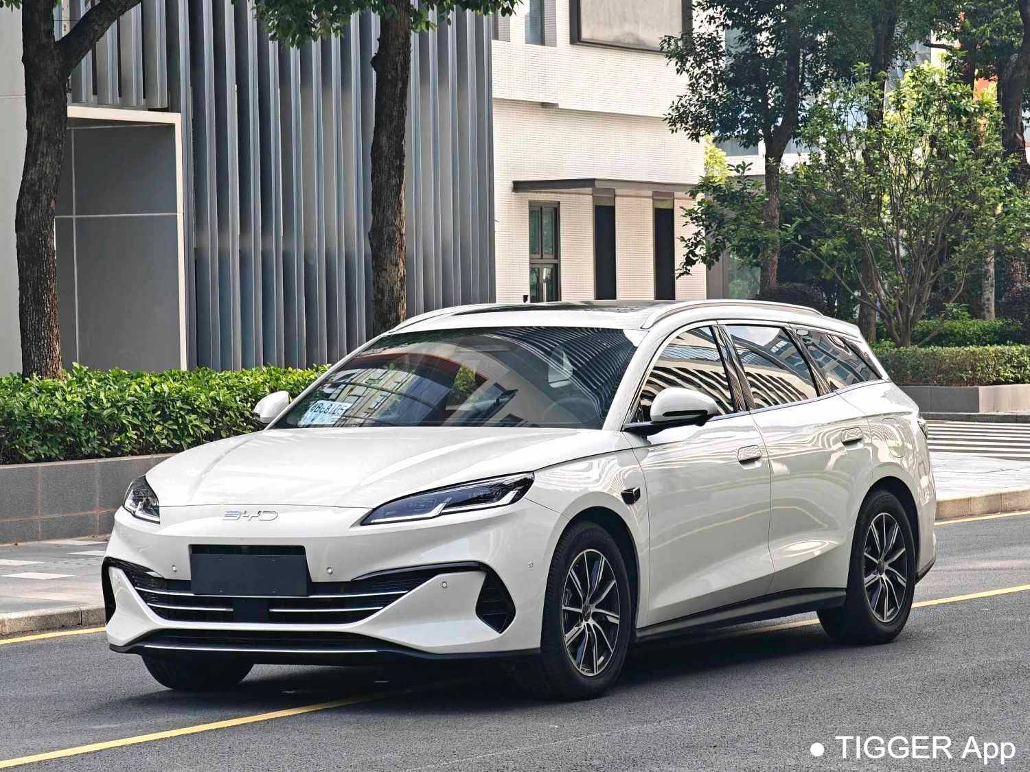 Подержанный BYD 2025 Seal 06 DM-i Touring DM-i 150KM Premium Edition