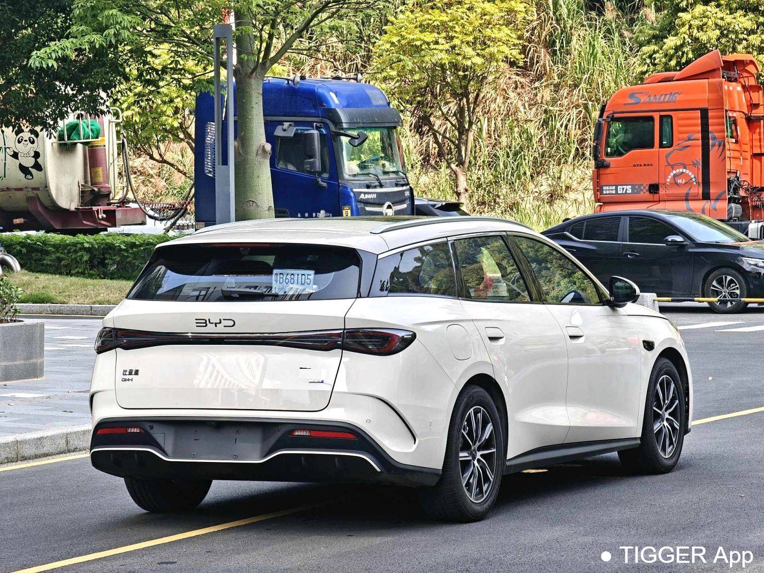 Подержанный BYD 2025 Seal 06 DM-i Touring DM-i 150KM Premium Edition