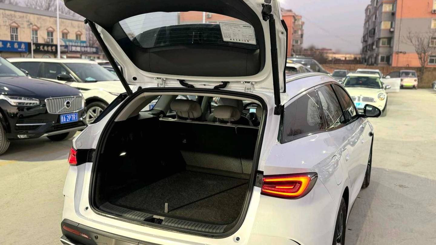 BYD 2025 Seal 06 DM-i Touring DM-i 80KM Prestige Model