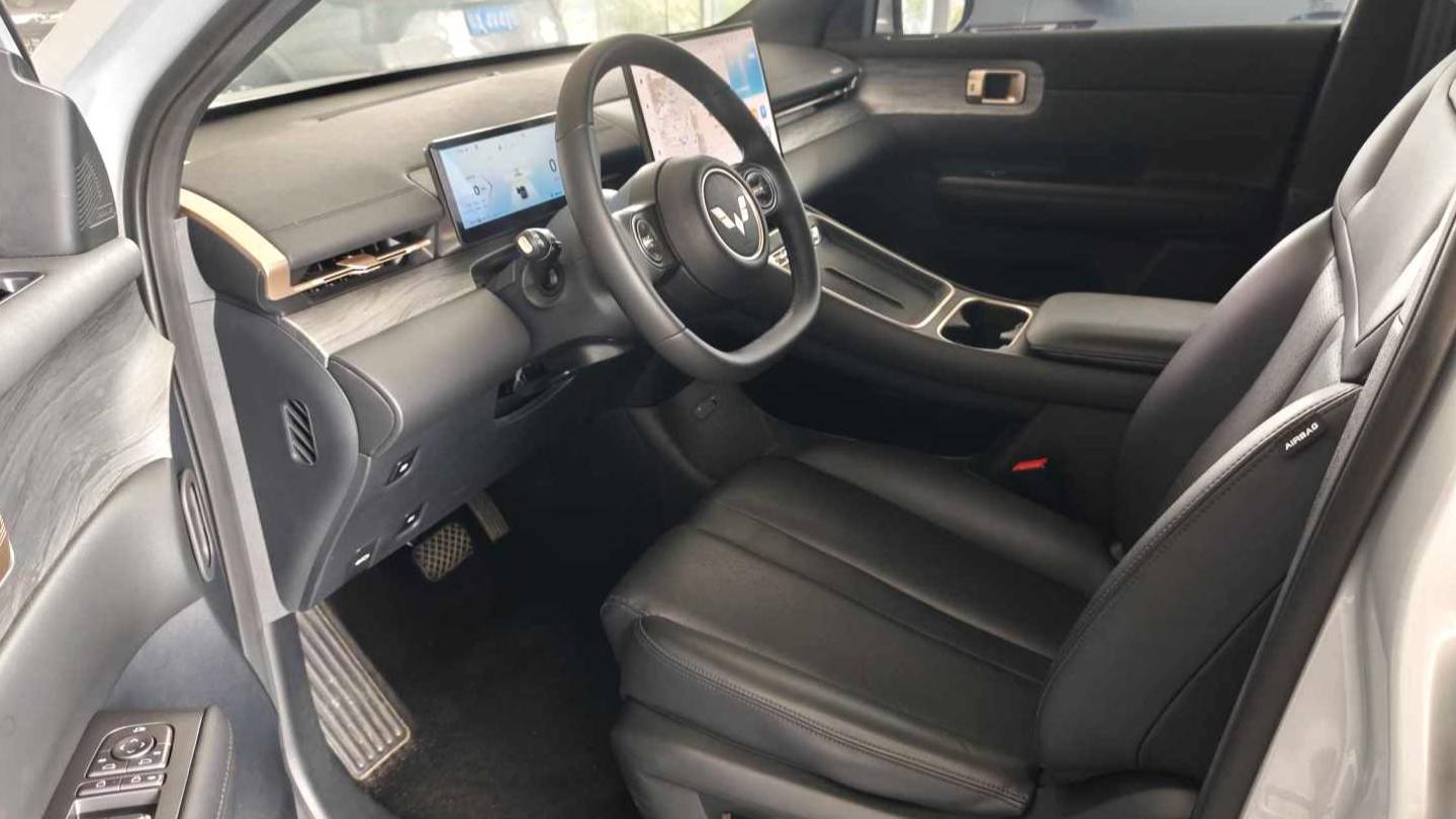 Wuling 2024 Xingguang  S 130km flagship model