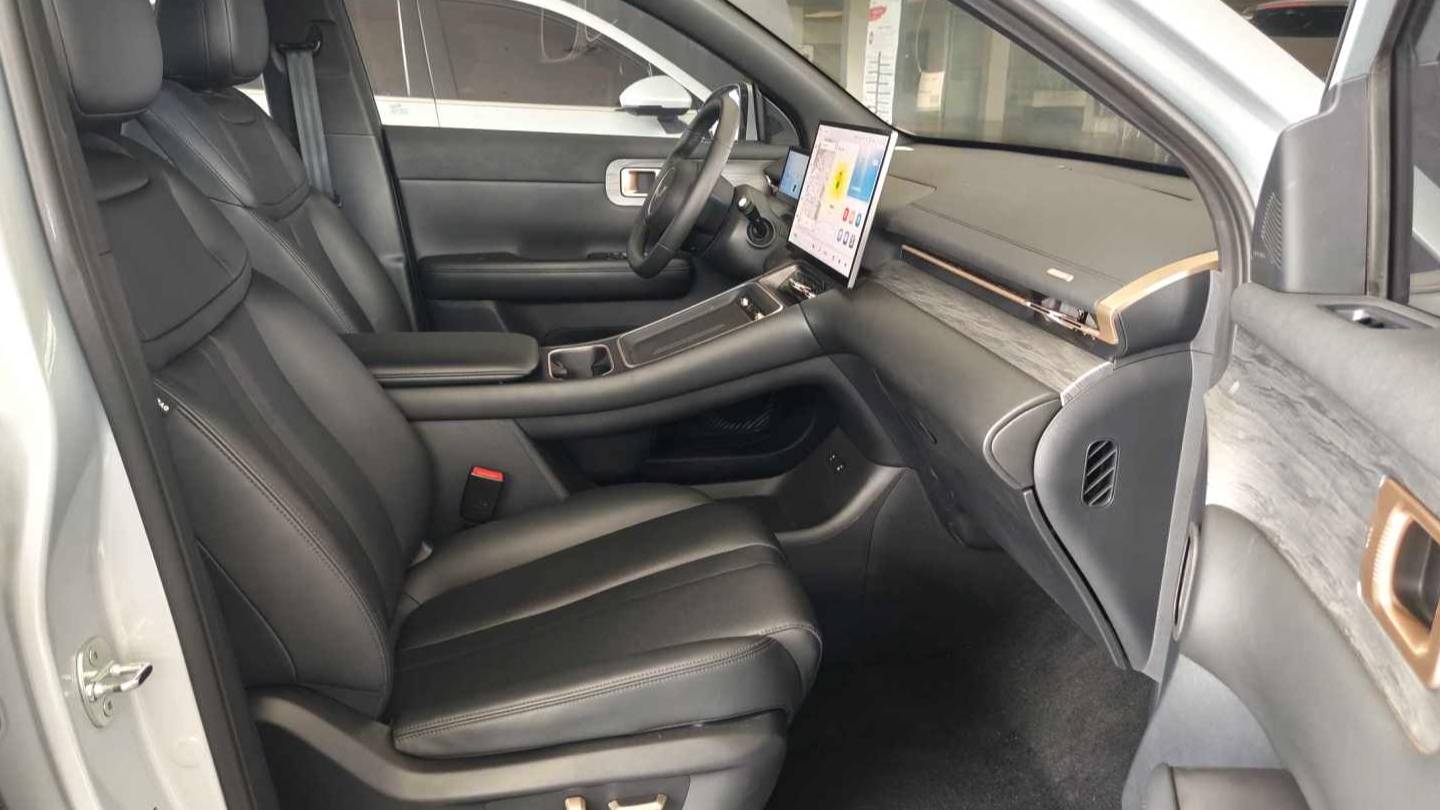 Wuling 2024 Xingguang  S 130km flagship model