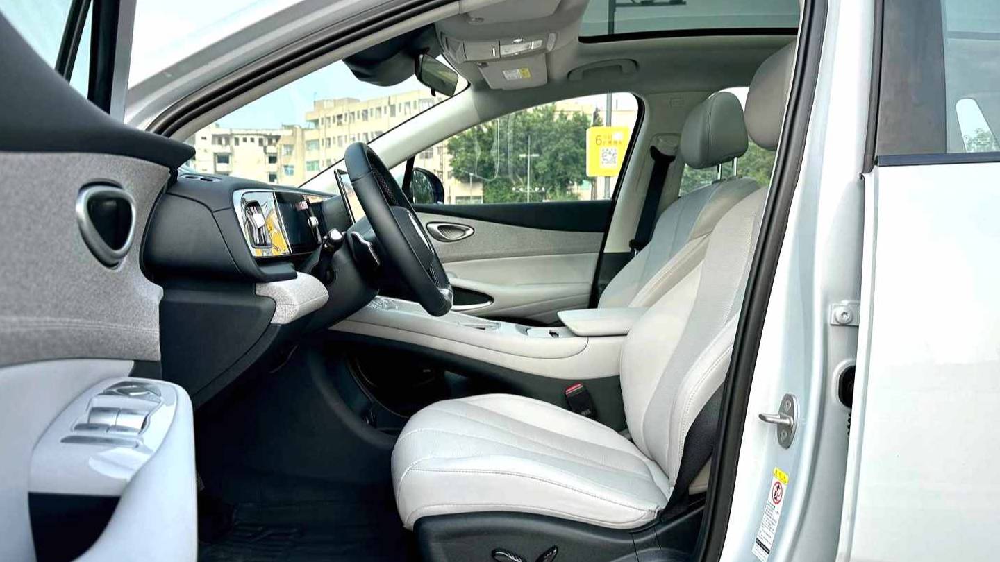 BYD 2025 Sea Lion 05 EV 520KM Intelligent Navigation Edition