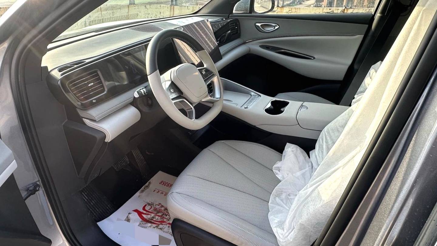 BYD 2025 Sea Lion 06 EV 605 Navigation Pro Edition