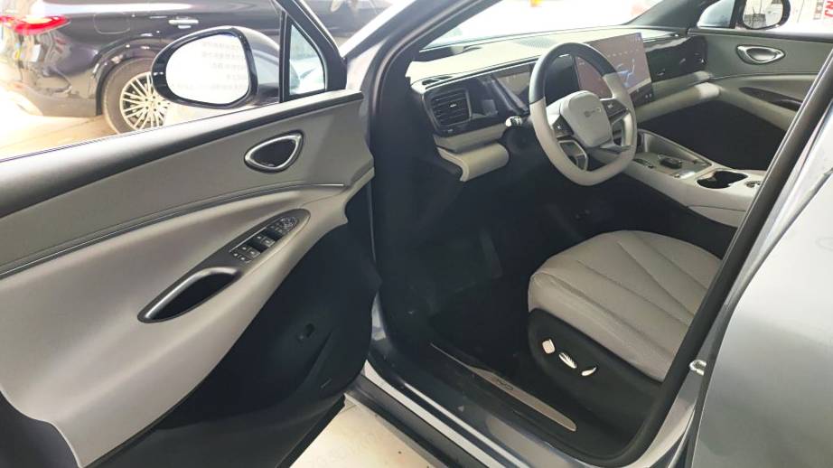 BYD 2026 Sea Lion 06 EV 605 Navigation Edition