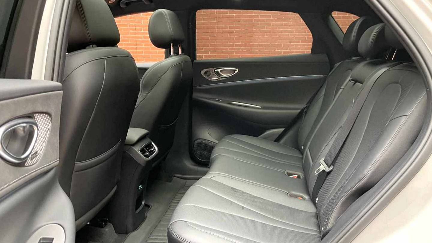 BYD 2025 Sea Lion 06 EV 605 Navigation Pro Edition