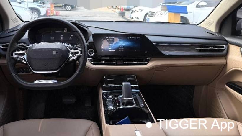 Wuling 2023 Victory 2.0L DHT Luxury Edition