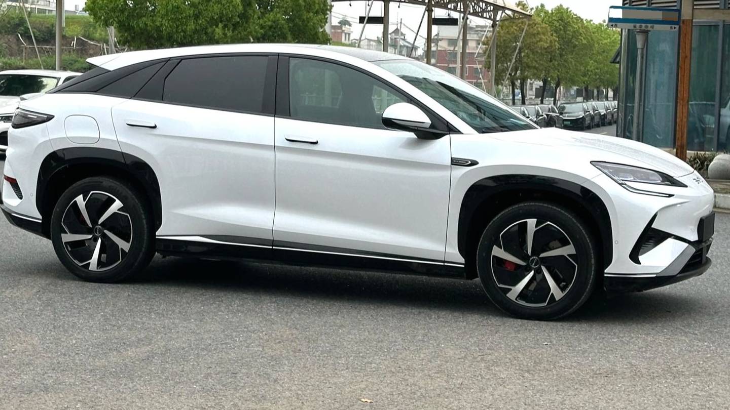 BYD 2024 Sea Lion 07 EV 610 Long Range Edition