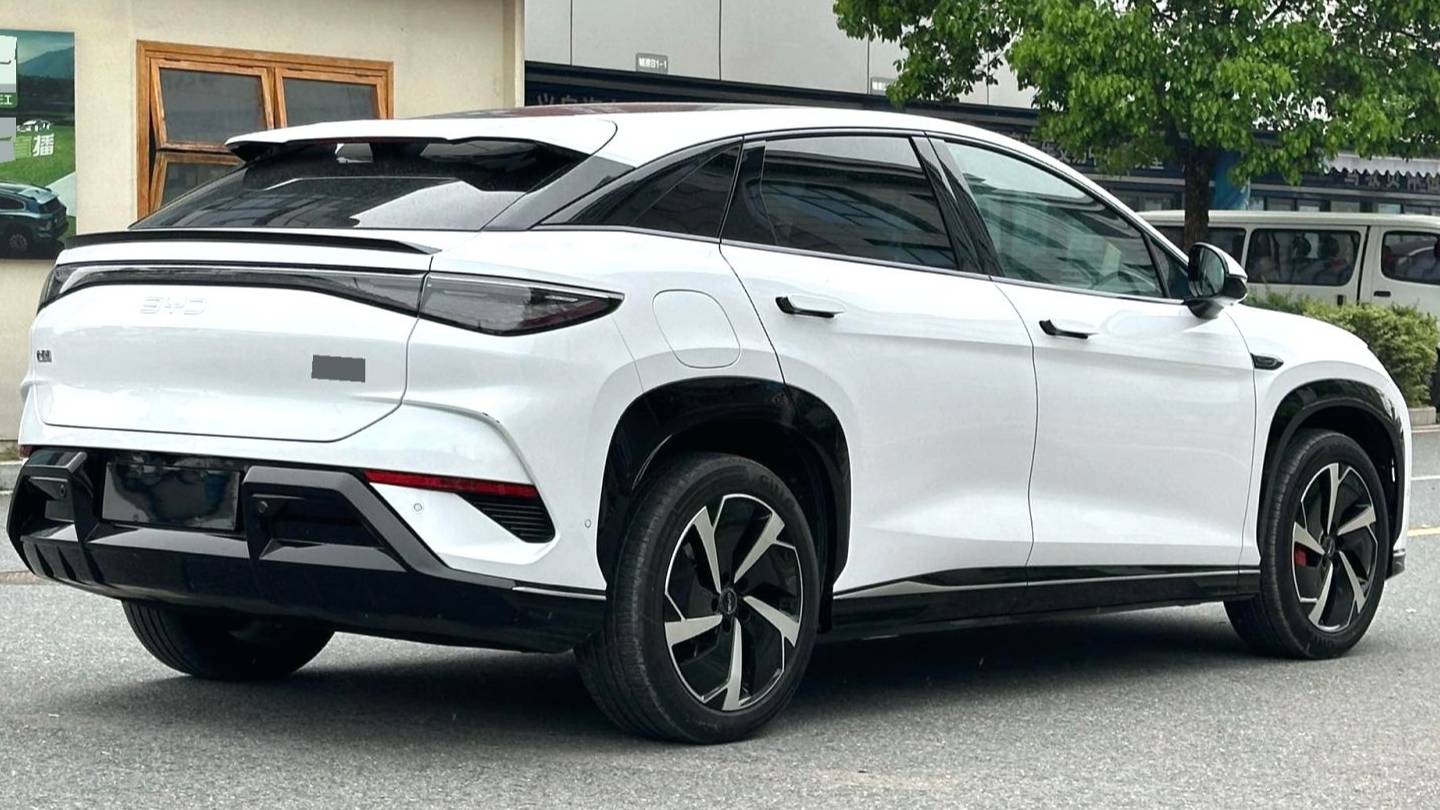 BYD 2024 Sea Lion 07 EV 610 Long Range Edition