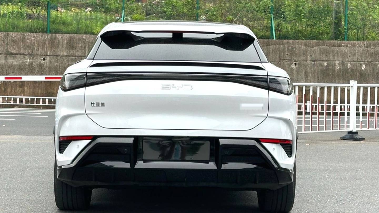 BYD 2024 Sea Lion 07 EV 610 Long Range Edition