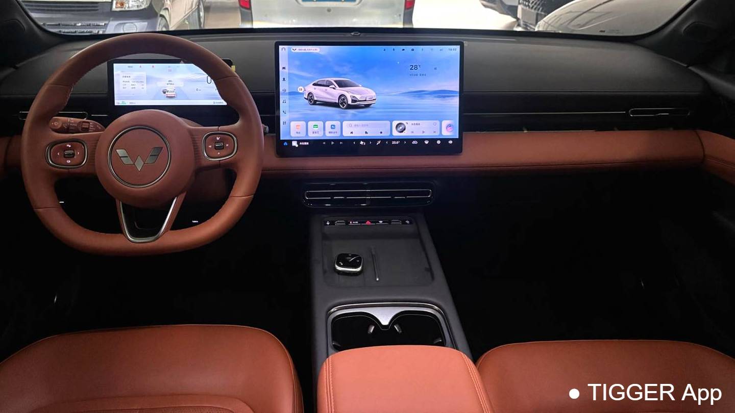 Wuling 2025 Xingguang 610km intelligent flagship model