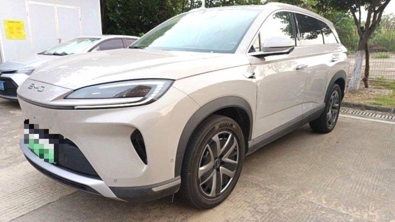 BYD 2025 Sea Lion DM-i 150 Navigation+Edition