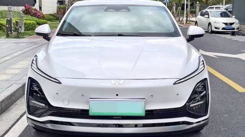 Wuling 2025 Xingguang 610km intelligent flagship model