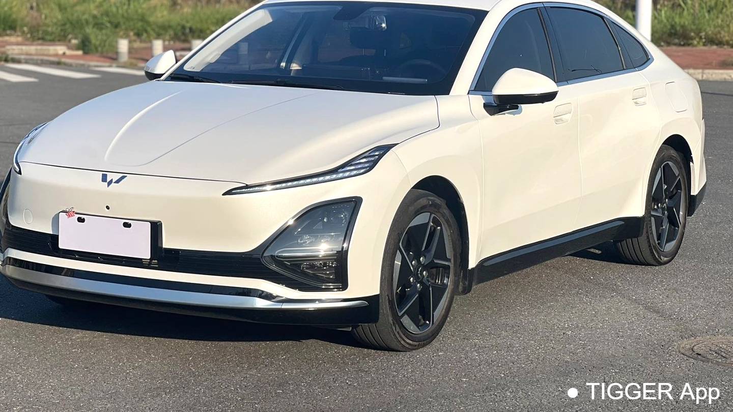 Wuling 2024 Xingguang Co Creation Version 510 Advanced Type