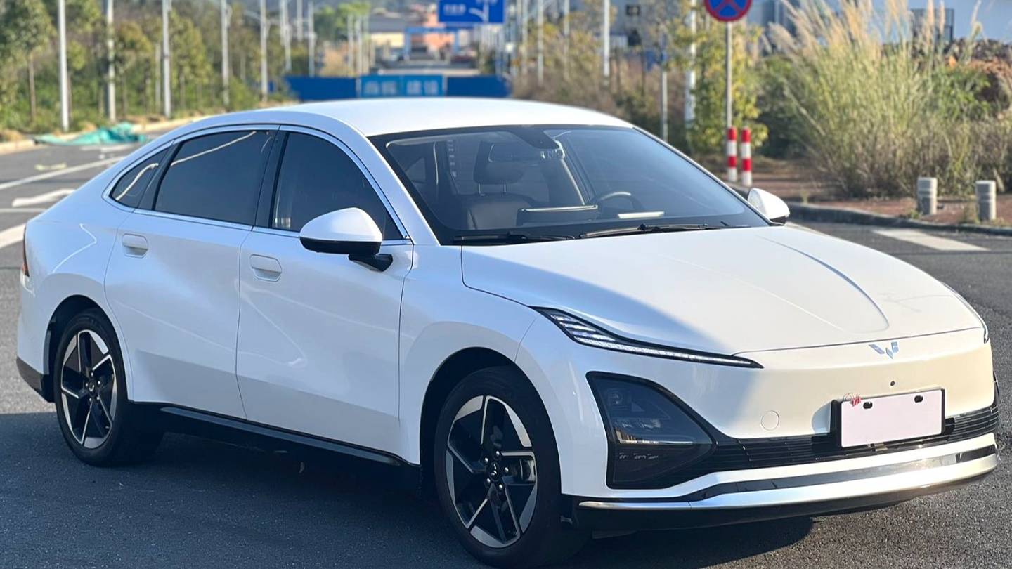 Wuling 2024 Xingguang Co Creation Version 510 Advanced Type