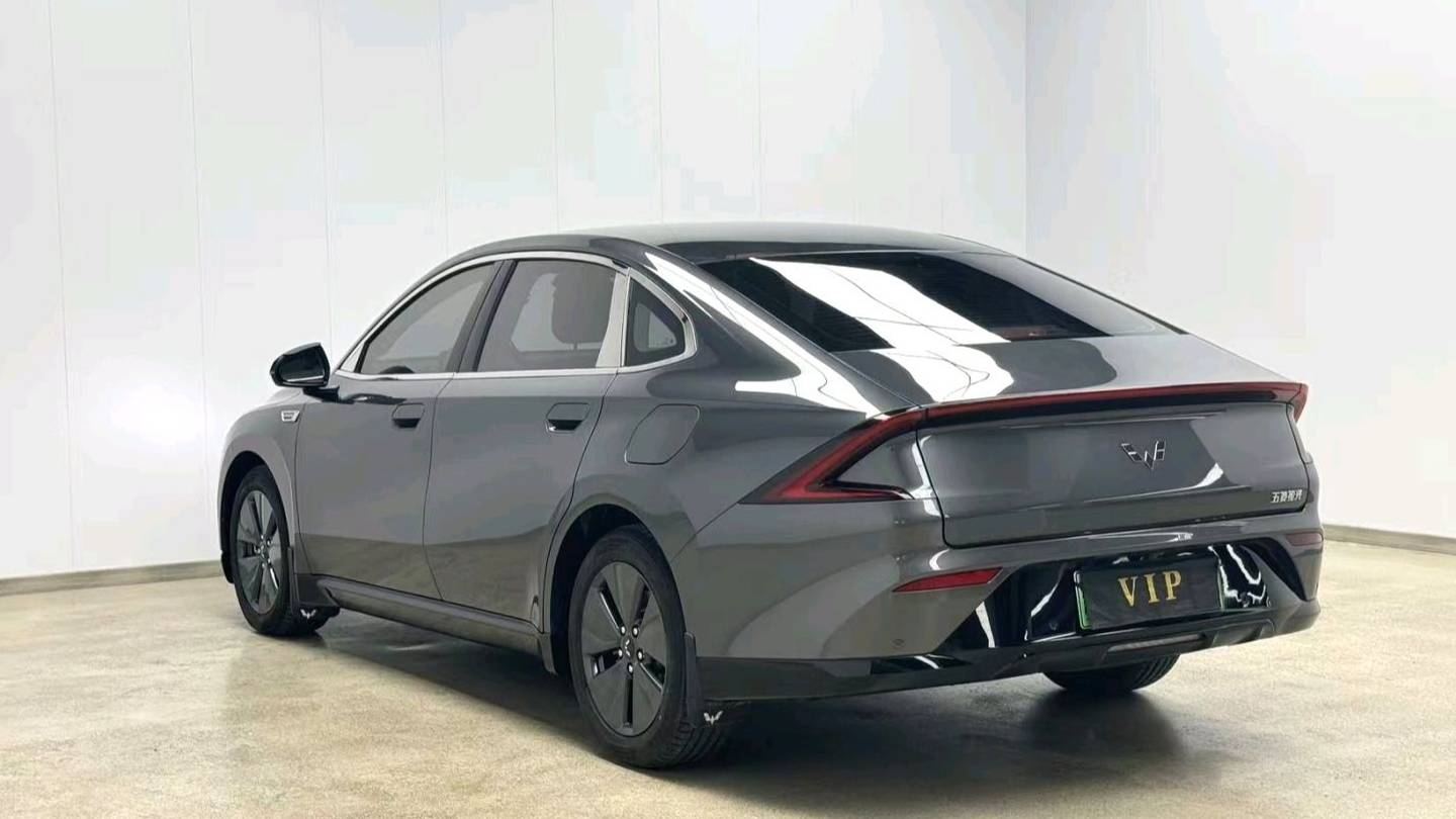 Wuling 2024 Xingguang Co Creation Version 70 Standard Model