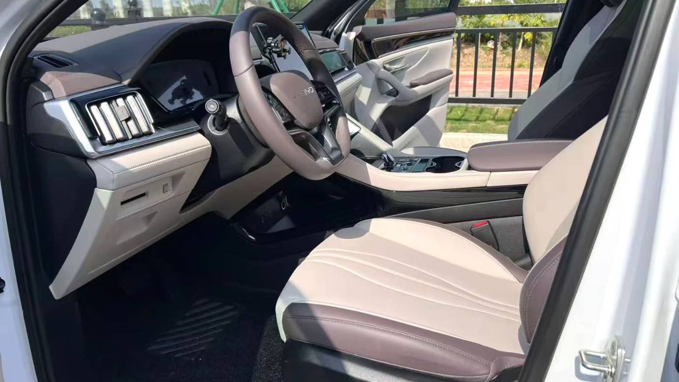 BYD 2025 Song Plus DM-i 112KM Prestige Model