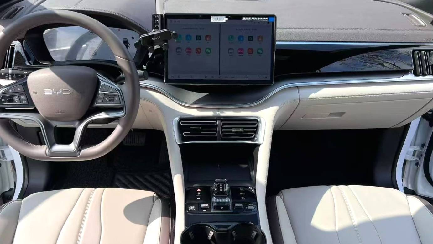 BYD 2025 Song Plus DM-i 112KM Prestige Model