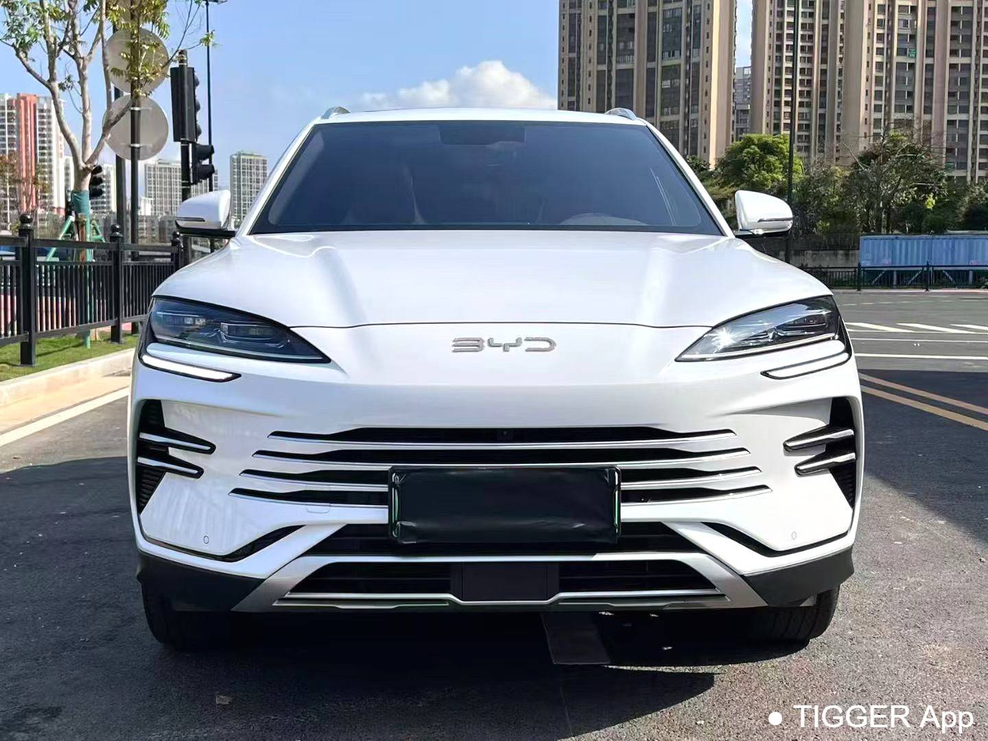 BYD 2025 Song Plus DM-i 112KM Prestige Model