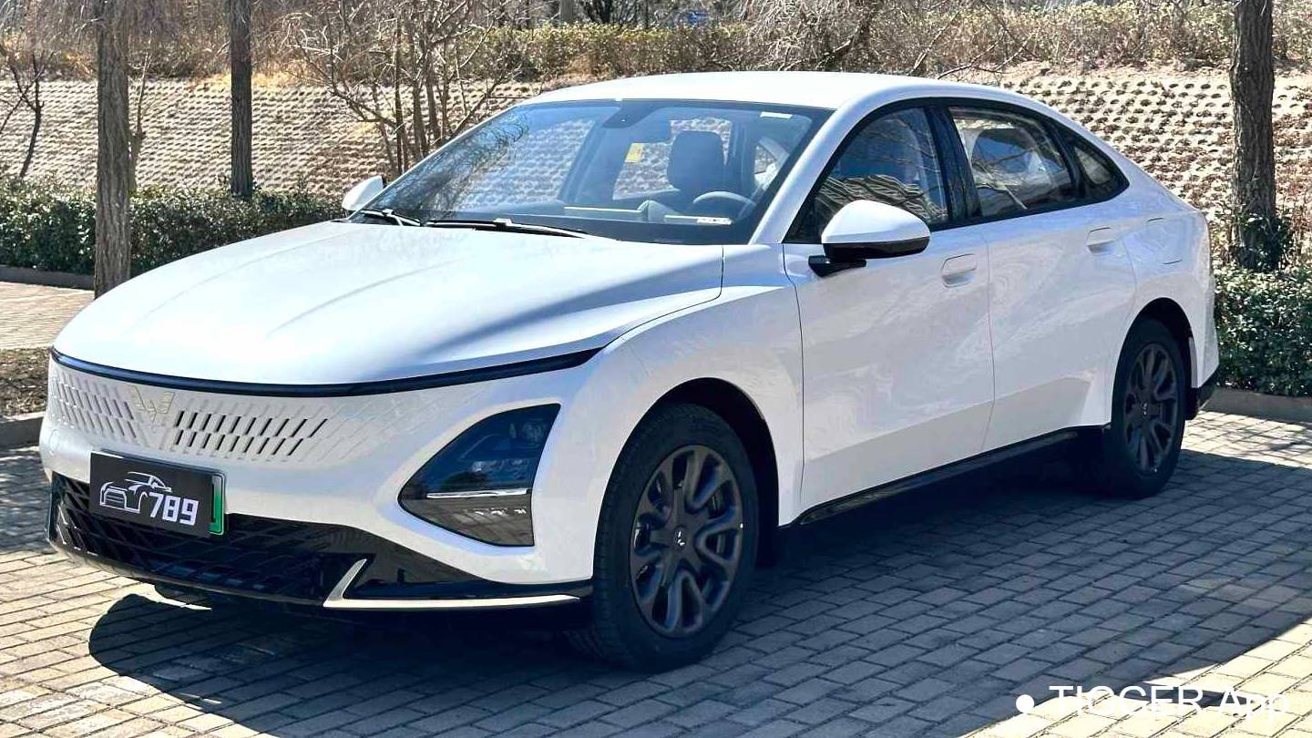 Wuling 2025 Xingguang 70km intelligent standard type