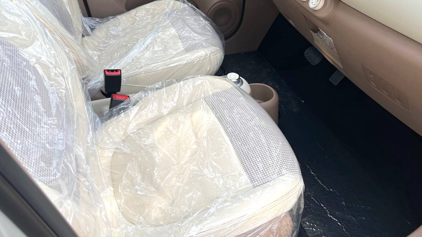 Wuling 2025 MINIEV Four door version ultimate enjoyment