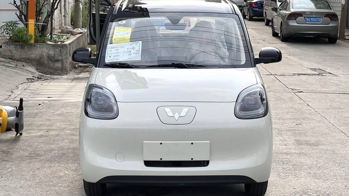 Wuling 2025 MINIEV Four door version ultimate enjoyment