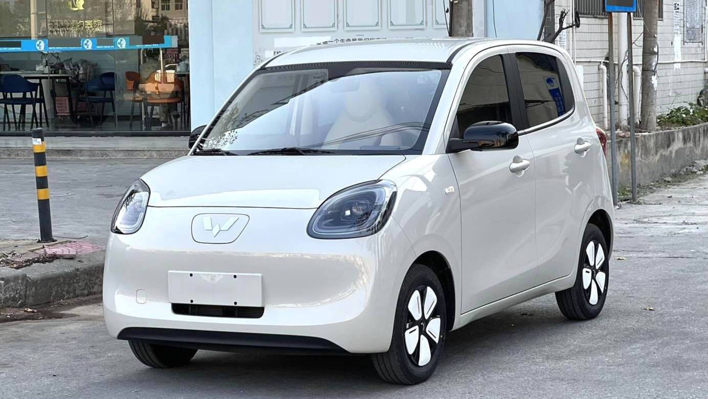 Wuling 2025 MINIEV Four door advanced version