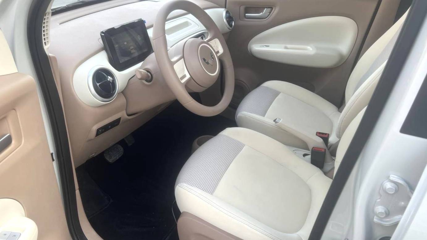 Wuling 2025 MINIEV Four door advanced version