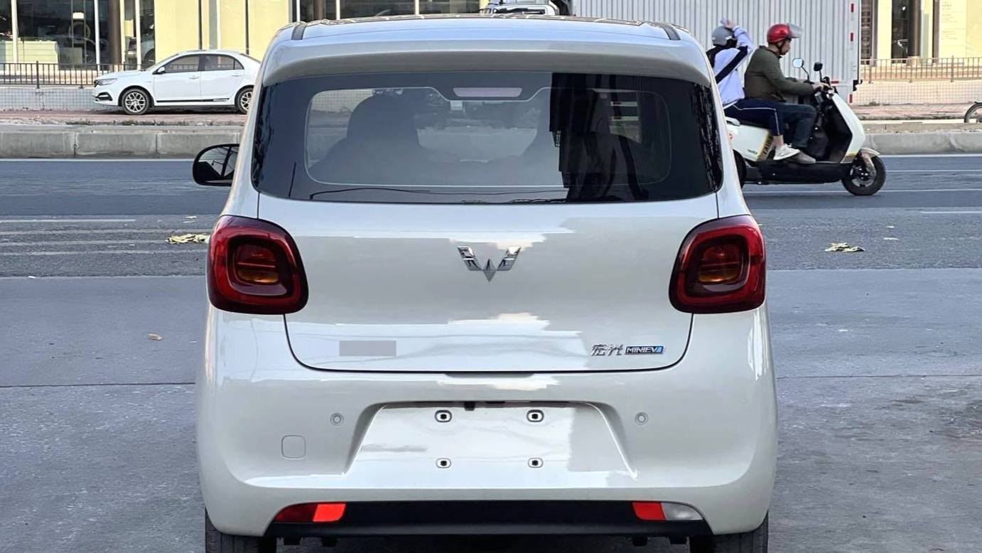 Wuling 2025 MINIEV Four door advanced version