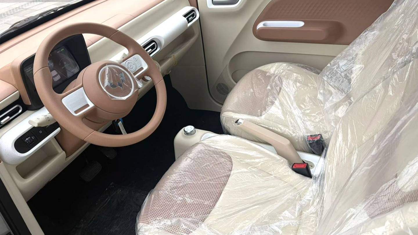 Wuling 2024 MINIEV Third generation 215km Youth Edition