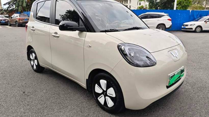 Wuling 2025 MINIEV Four door version ultimate enjoyment+style