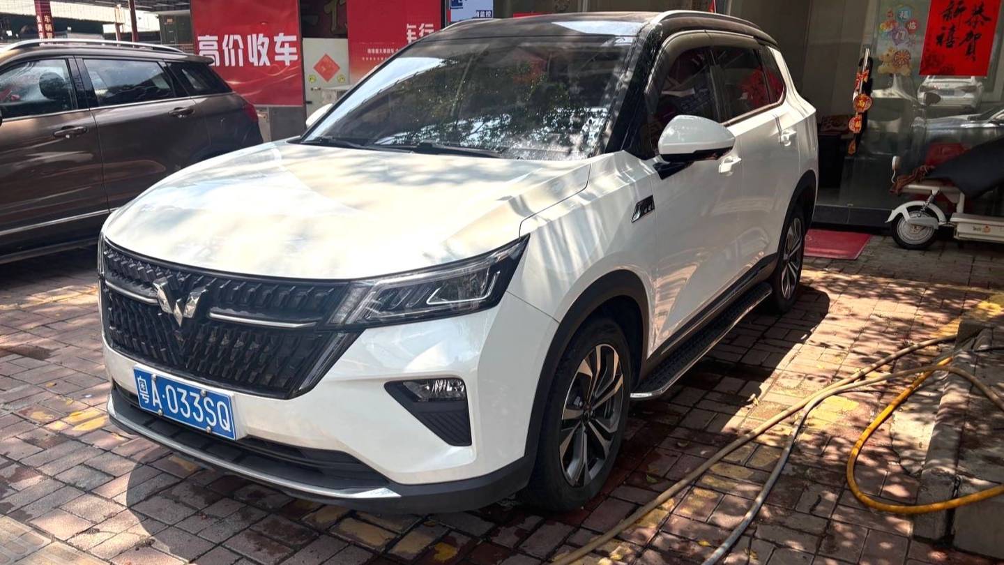 Wuling 2022 Asta 2.0L DHT Electric Speed Model