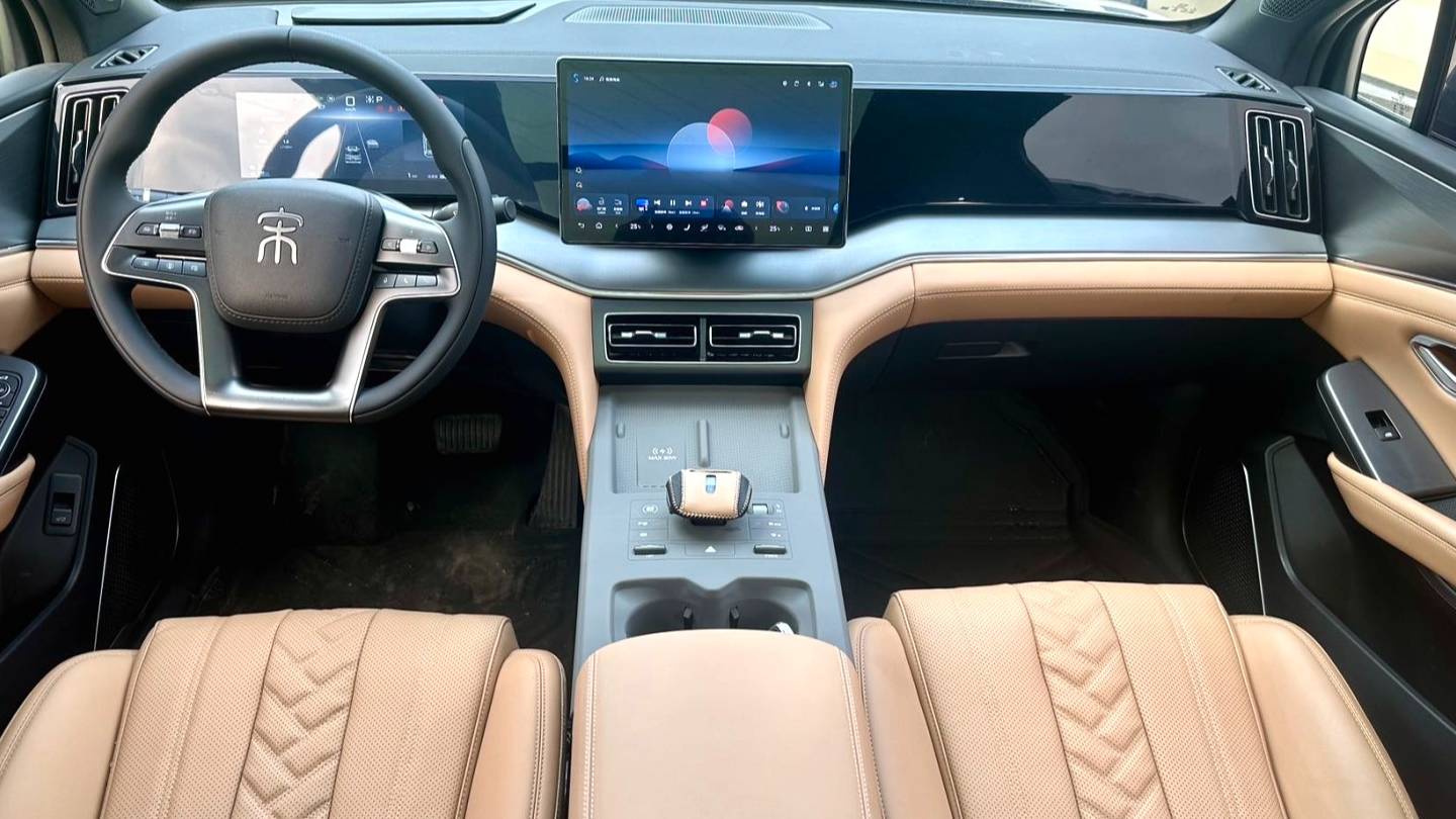 BYD 2024 SONG L DM-i 112km overtaking type