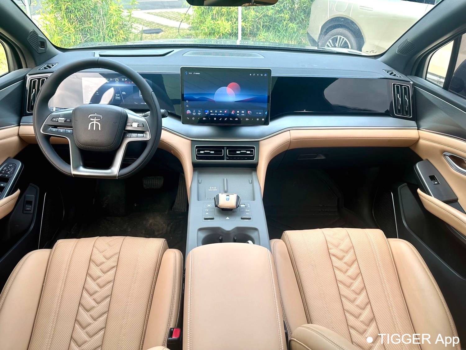 BYD 2024 SONG L DM-i 112km overtaking type