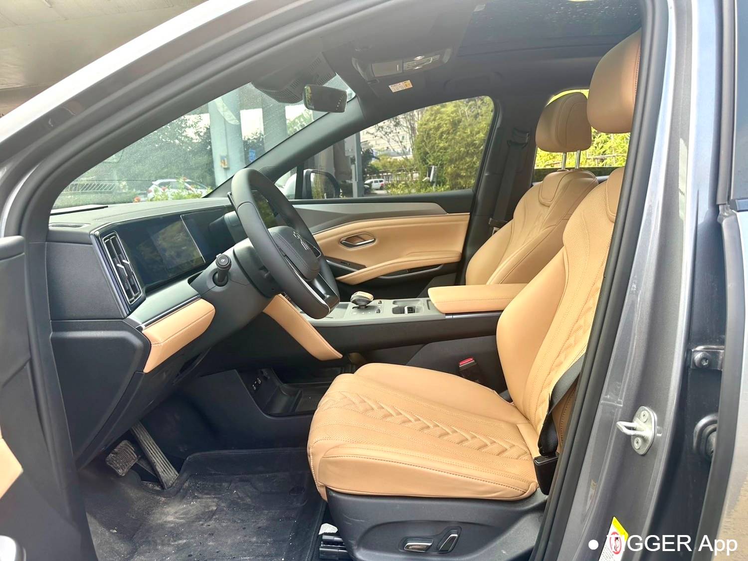 BYD 2024 SONG L DM-i 112km overtaking type