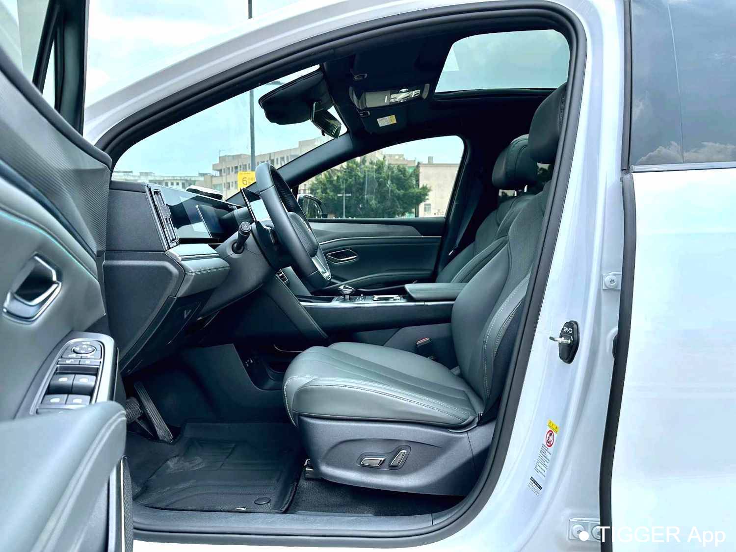 BYD 2025 SONG L DM-i Intelligent driving version 112km leading model