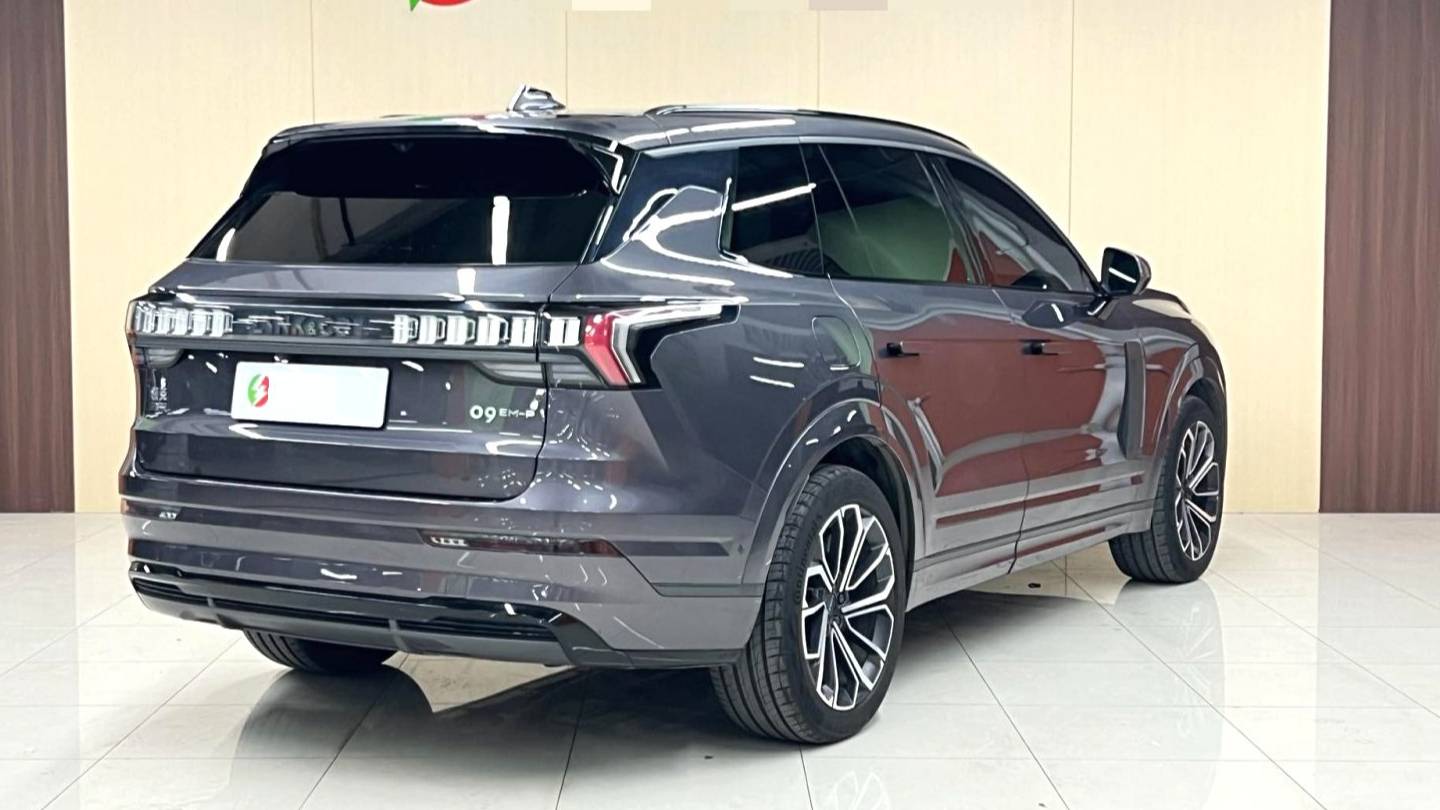 LYNK&CO 2023 09 EM-P 2.0TD EM-P Long Range Edition PM Seven seater