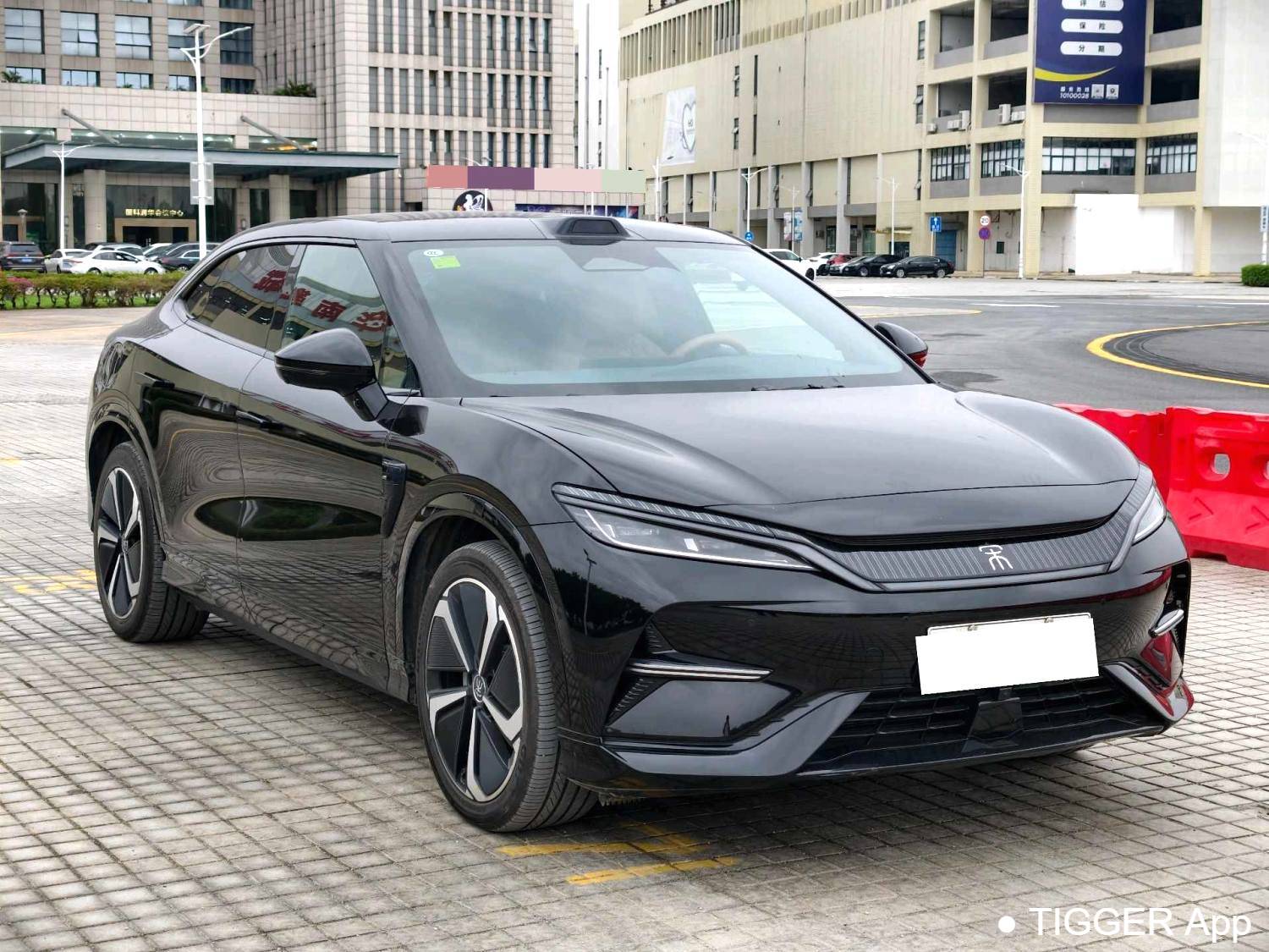 BYD 2025 SONG L EV 662km Excellent Intelligent Driving Model