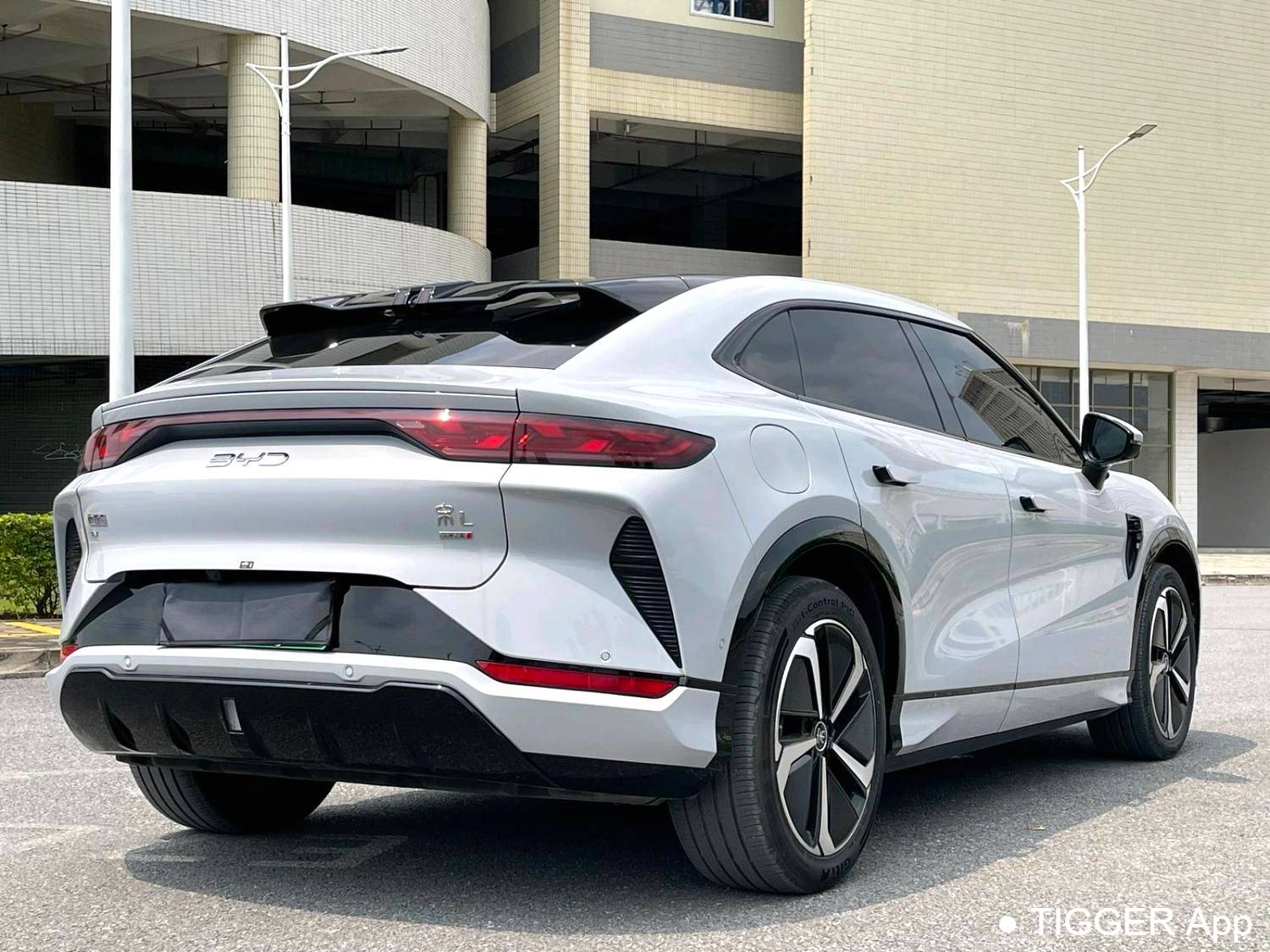 BYD 2025 SONG L EV 662km Excellent Intelligent Driving Model