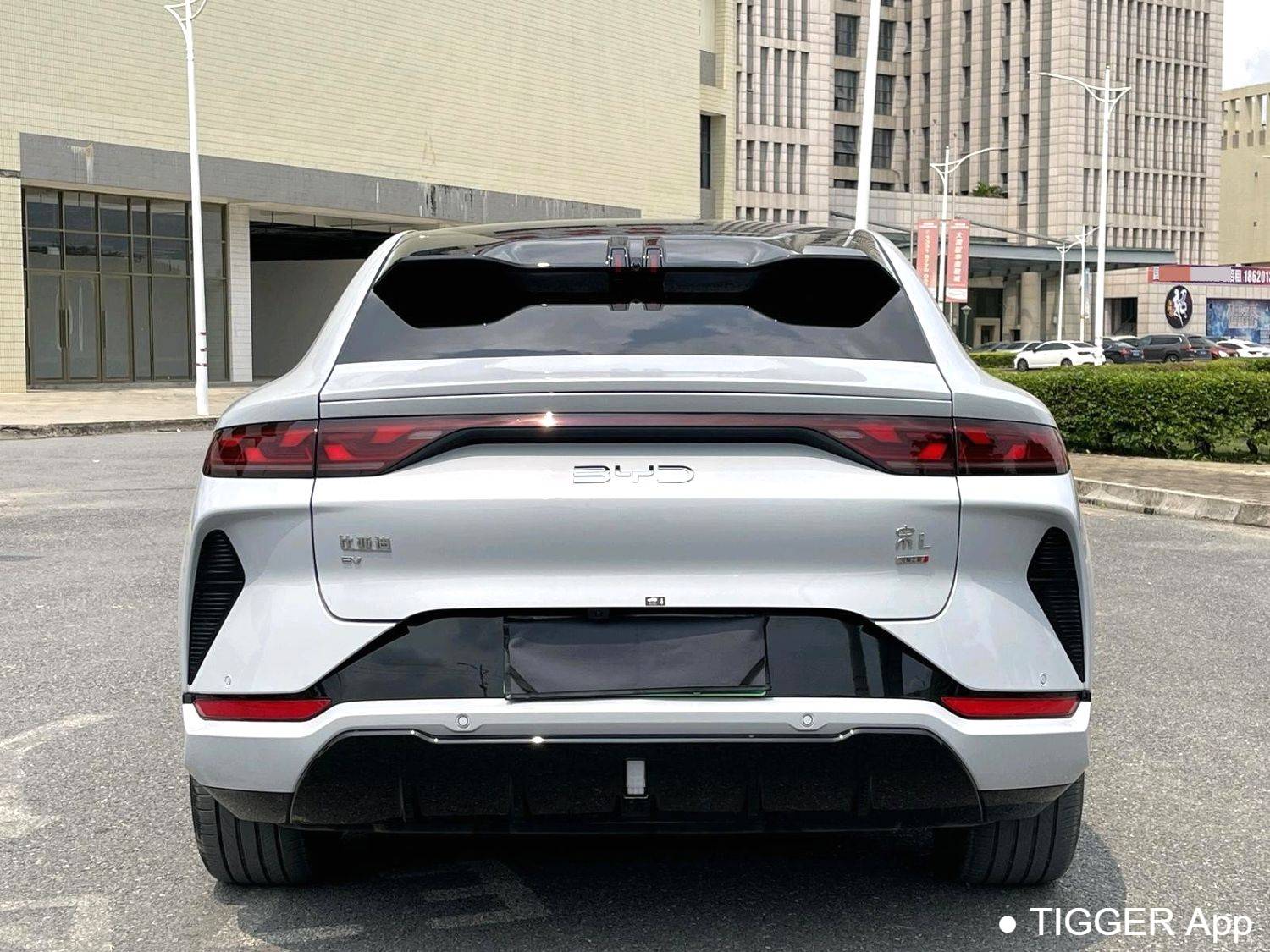 BYD 2025 SONG L EV 662km Excellent Intelligent Driving Model