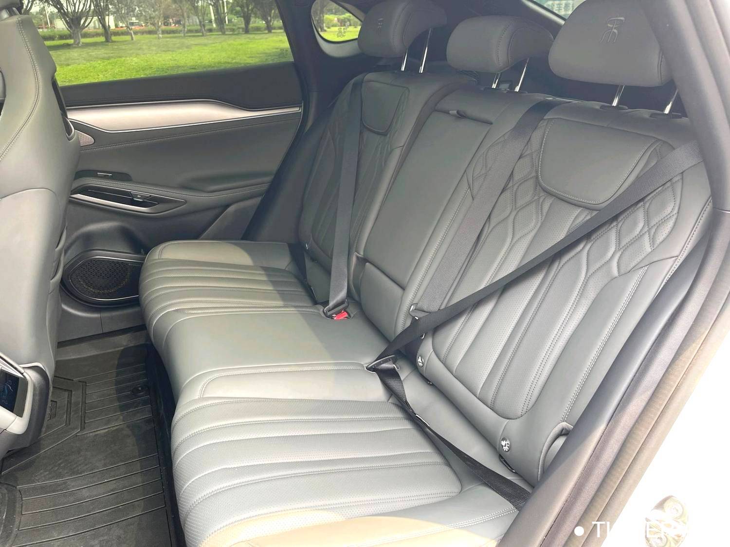 BYD 2025 SONG L EV 662km Excellent Intelligent Driving Model