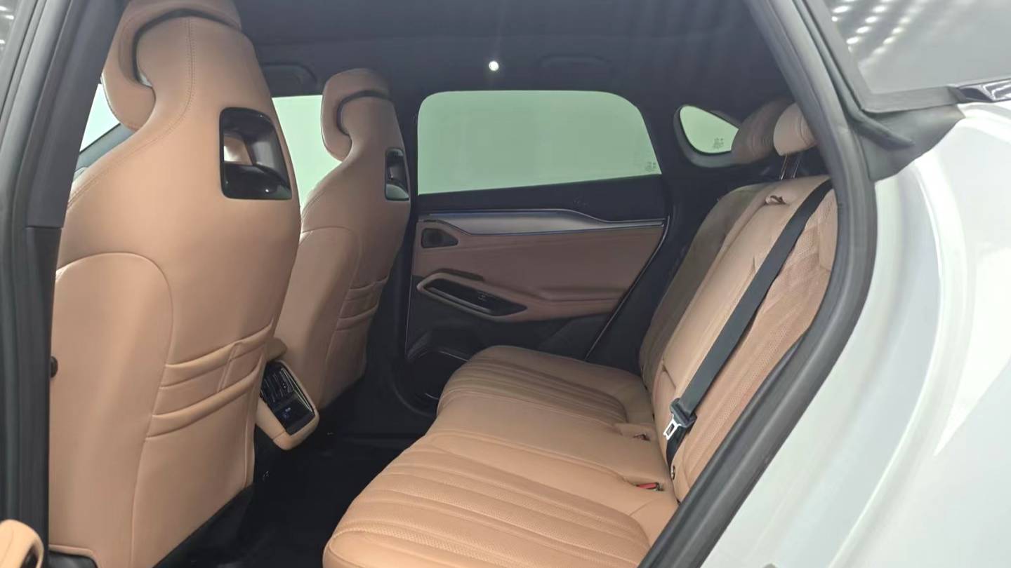 BYD 2024 SONG L EV 550km overtaking type