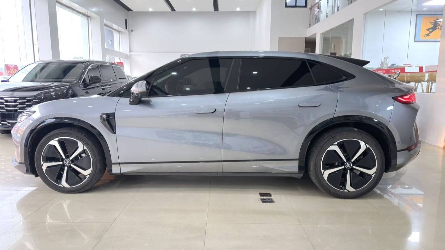 BYD 2025 SONG L EV Intelligent driving version 662km laser radar excellent model