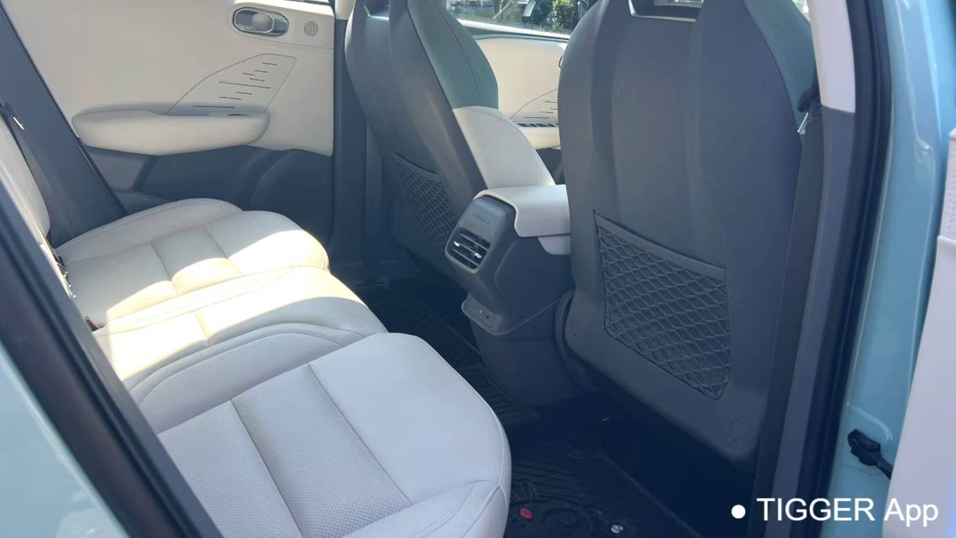 LYNK&CO 2023 06 EM-P EM-P 126 Long Range Pro